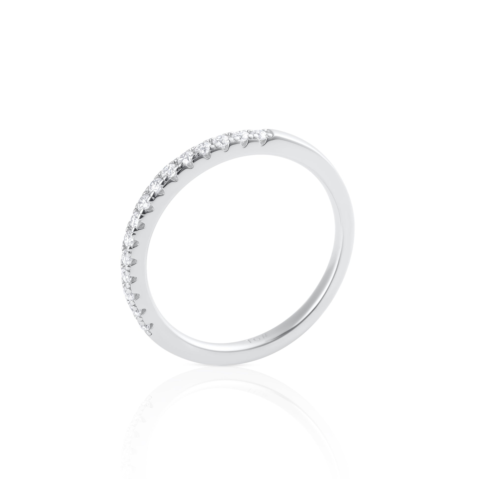 Side view of Veretta ring with brilliant cut moissanite stones in 925 sterling silver